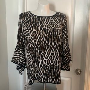 Leopard Print Bell Sleeve Top